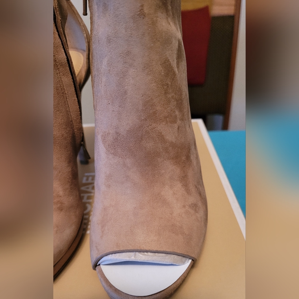 Michael Kors open toe